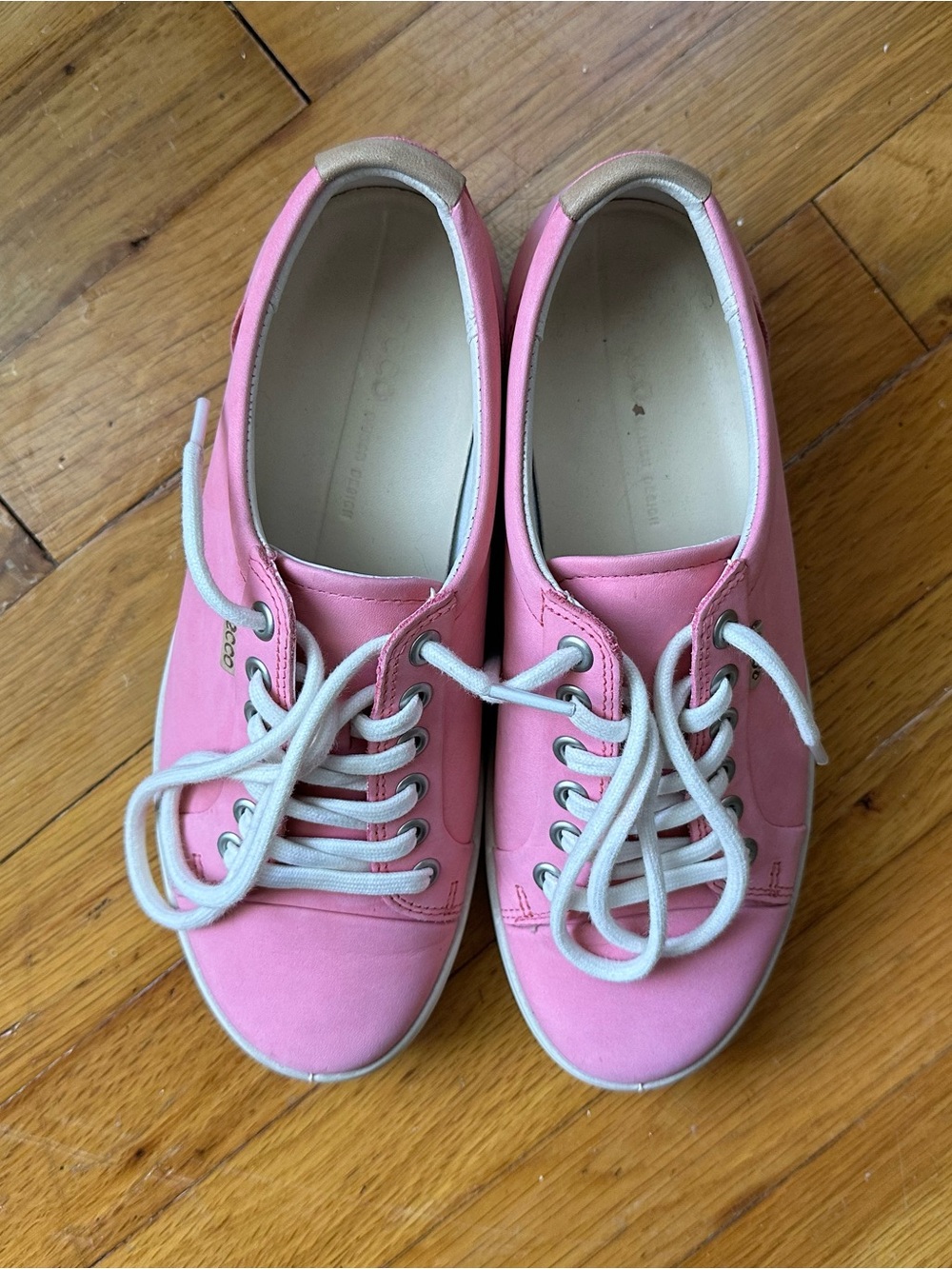 Ecco Pink Lace-Up Women's Casual Sneakers 6.5